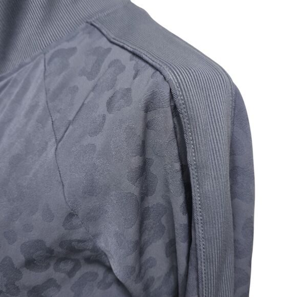 Athleta Brooklyn Bomber‎ Featherweight Jacket Size Small Leopard Medieval Violet - Picture 8 of 11